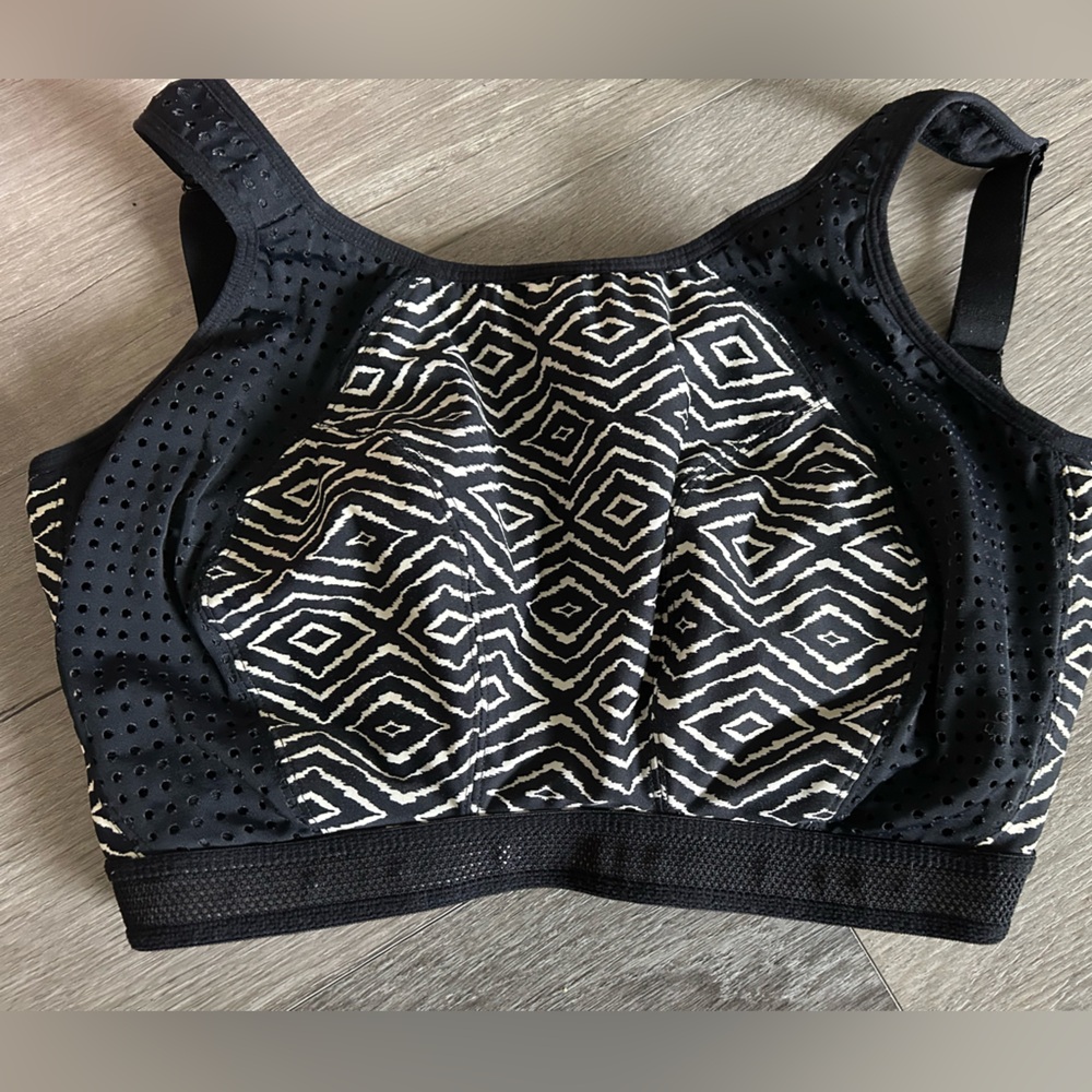 Bravissimo Black and White Geometric Sports Women's Bra 32HH